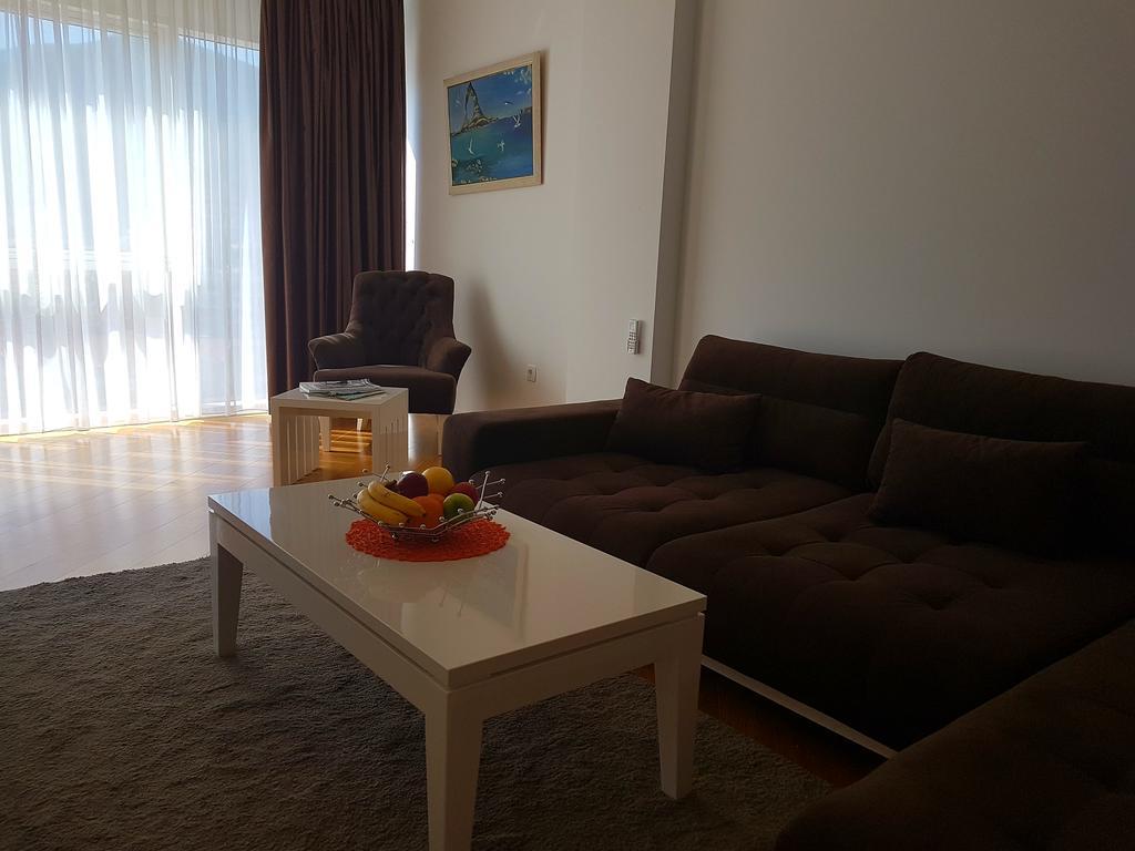 Apartment Tc Lux Vlsb Budva Exterior foto